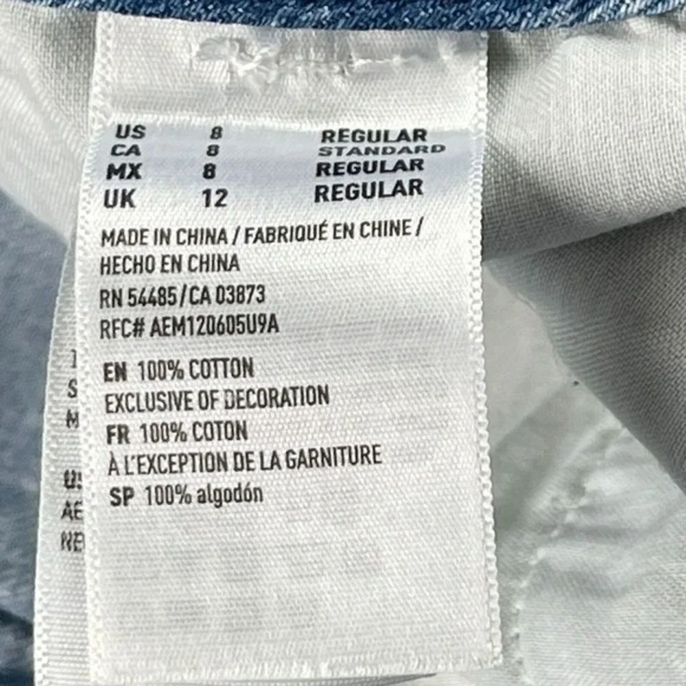 American Eagle Tomgirl Jeans Womens 8 Blue Button Fly‎ Distressed Patched Denim